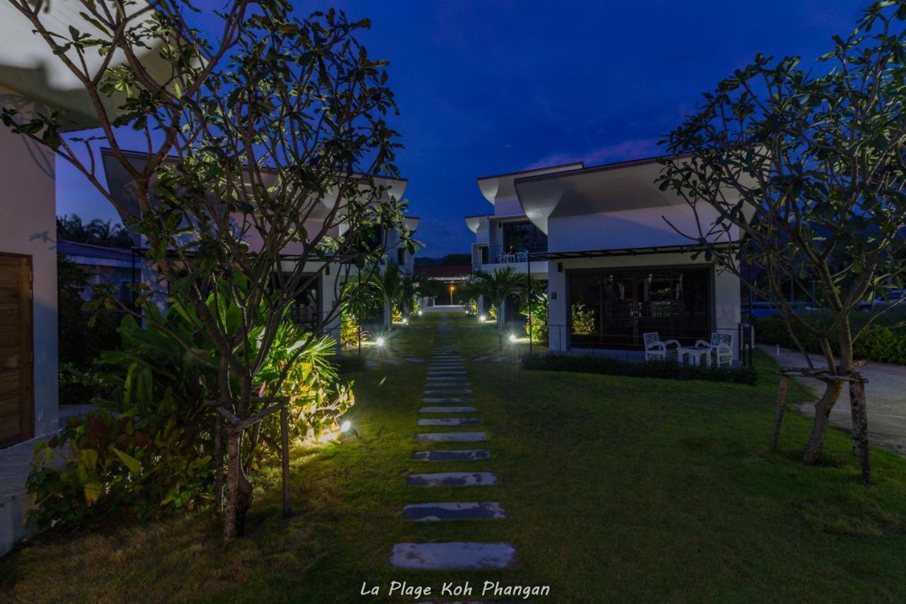 La Plage Resort & Beach Club Baan Tai Exteriör bild