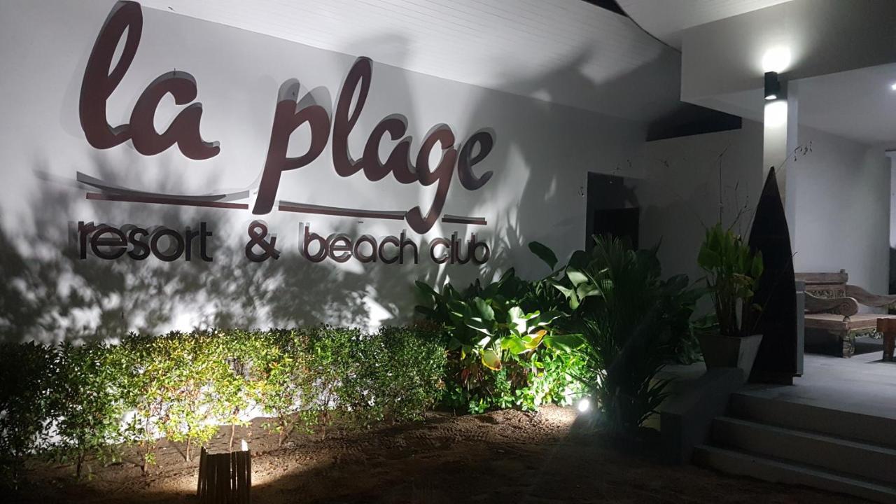 La Plage Resort & Beach Club Baan Tai Exteriör bild